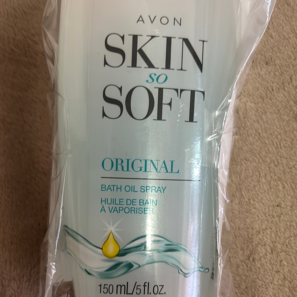 Avon Skin So Soft Bath Oil Set - Picture 3 of 3